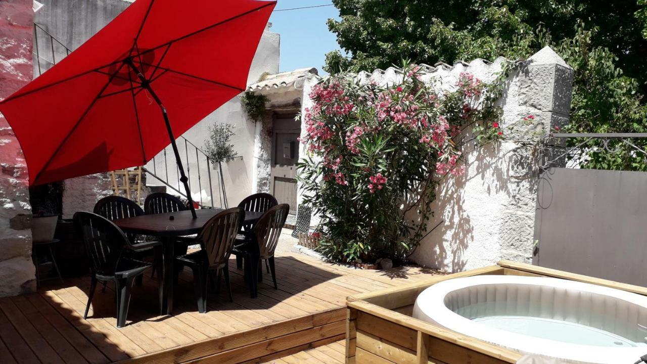 Willa Le Patio Aux Hirondelles Lagorce  Zewnętrze zdjęcie